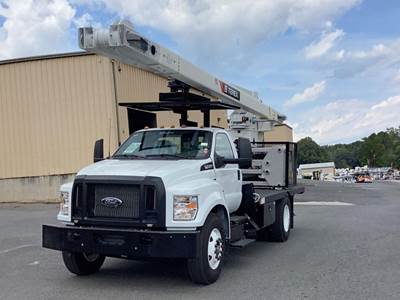 Ford F-750 Boom / Bucket Truck - 335HP