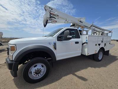 Ford F550 4x4 Diesel Boom / Bucket Truck