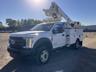 Ford F550 4x4 Diesel Boom / Bucket Truck - 330HP