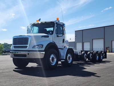 FREIGHTLINER 114SD Boom / Bucket Truck - 410HP, Manual