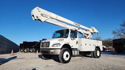 Freightliner M2 106 Boom / Bucket Truck - 250HP