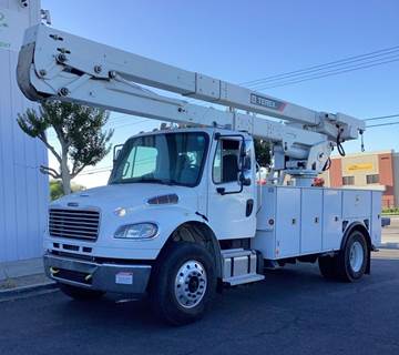 Freightliner M2 106 Boom / Bucket Truck - 300HP