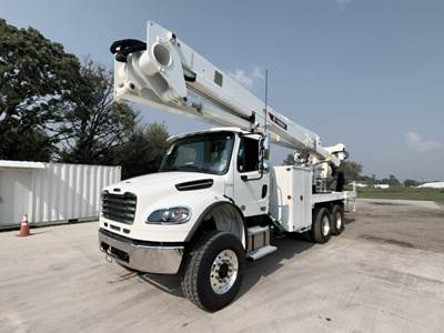 Freightliner M2 106 Boom / Bucket Truck - 360HP