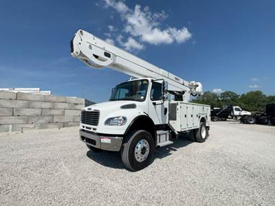 Freightliner M2 106 Boom / Bucket Truck - 300HP