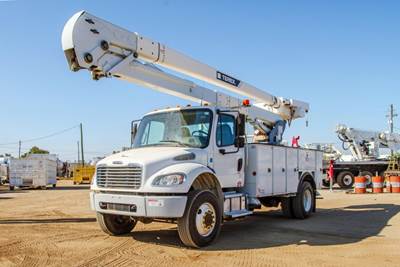 Freightliner M2 106 Boom / Bucket Truck - 250HP