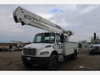 Freightliner M2 106 Boom / Bucket Truck - 250HP