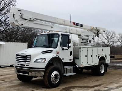 Freightliner M2 106 Boom / Bucket Truck - 300HP