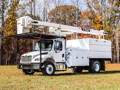 Freightliner M2 106 Boom / Bucket Truck - 250HP