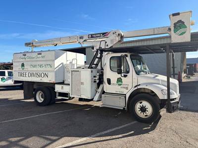Freightliner M2 106 Boom / Bucket Truck - 250HP