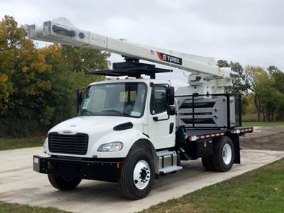 Freightliner M2 106 Boom / Bucket Truck - 250HP