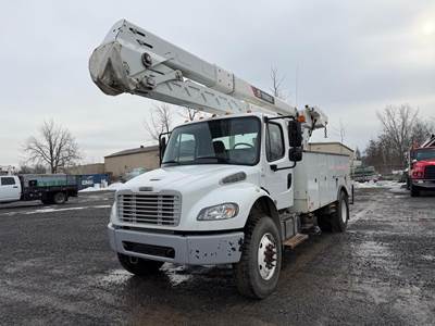 Freightliner M2 106 Boom / Bucket Truck - 250HP