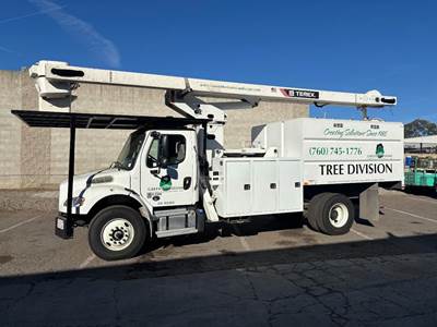 Freightliner M2 106 Boom / Bucket Truck - 250HP