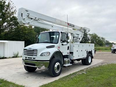 Freightliner M2 106 Boom / Bucket Truck - 300HP