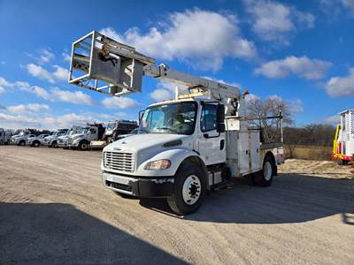 Freightliner M2 106 Boom / Bucket Truck - 250HP