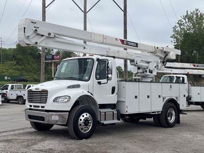 Freightliner M2 106 Boom / Bucket Truck - 300HP