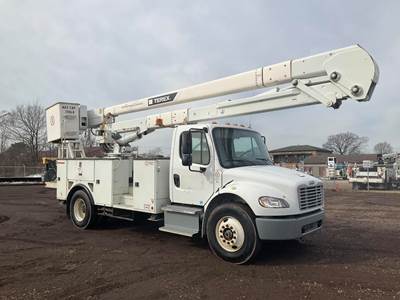 Freightliner M2 106 Boom / Bucket Truck - 250HP