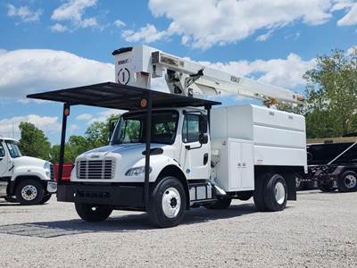 Freightliner M2 106 Boom / Bucket Truck - 220HP