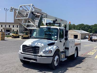 Freightliner M2 106 Boom / Bucket Truck - 280HP