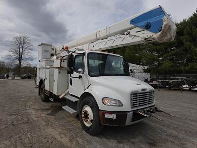 Freightliner M2 106 Boom / Bucket Truck - 240HP
