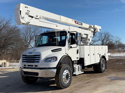 Freightliner M2 106 Boom / Bucket Truck - 300HP