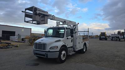 Freightliner M2 106 Boom / Bucket Truck - 220HP