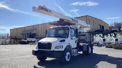 Freightliner M2 106 Boom / Bucket Truck - 220HP