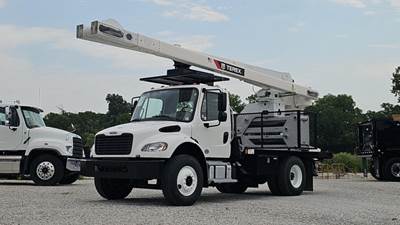 Freightliner M2 106 Boom / Bucket Truck - 220HP