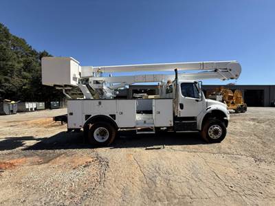 Freightliner M2 106 Boom / Bucket Truck - 300HP