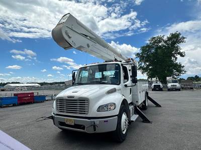 Freightliner M2 Boom / Bucket Truck - 250HP