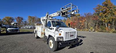 GMC 8500 Boom / Bucket Truck - 260HP