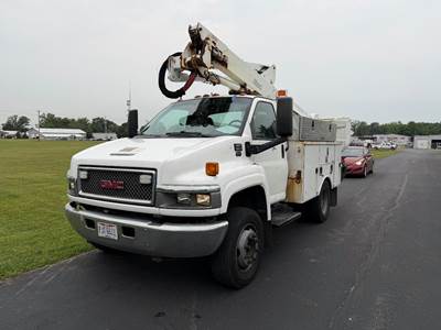 GMC C5500 Boom / Bucket Truck