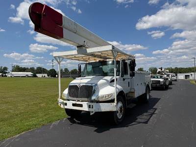 International 4300 Boom / Bucket Truck - 230HP