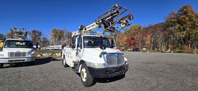 International 4300 Boom / Bucket Truck - 225HP