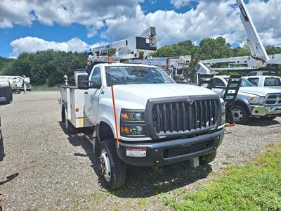 International CV515 Boom / Bucket Truck - 350HP
