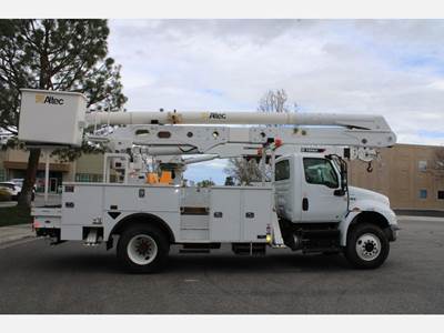 International MV607 Boom / Bucket Truck - 250HP
