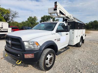 RAM 5500 4X4 GAS Boom / Bucket Truck