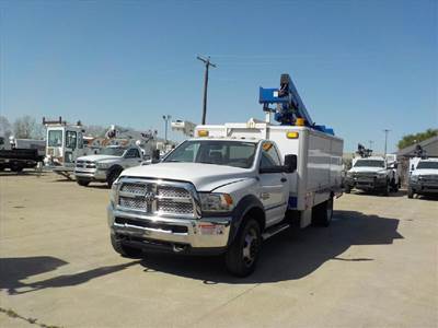 RAM 5500 Boom / Bucket Truck - 325HP