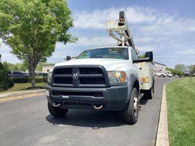 RAM 5500 Boom / Bucket Truck - 325HP