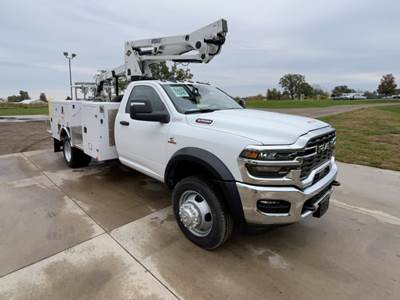 RAM 5500 Boom / Bucket Truck - 360HP