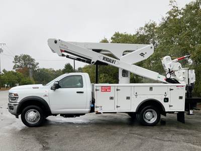 RAM 5500 Boom / Bucket Truck - 360HP