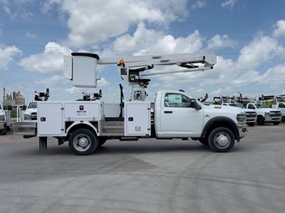 RAM 5500 Boom / Bucket Truck - 360HP
