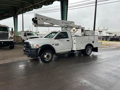 RAM 5500 Boom / Bucket Truck - 370HP