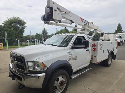 RAM 5500 Boom / Bucket Truck - 385HP