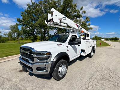 RAM 5500 Boom / Bucket Truck - 360HP