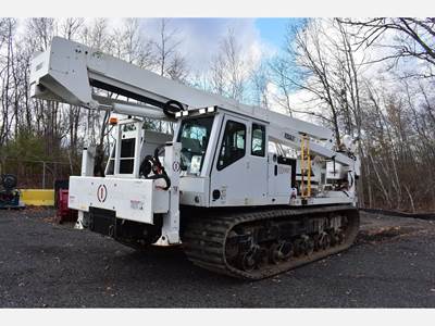CTE MOROOKA CTRAC Boom / Bucket Truck