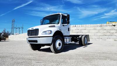 Freightliner M2 106 Cab & Chassis Truck - Cummins, 250HP