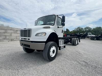 Freightliner M2 106 Cab & Chassis Truck - Cummins, 345HP