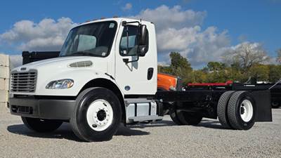 Freightliner M2 106 Cab & Chassis Truck - Cummins, 300HP