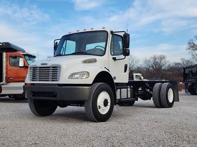 Freightliner M2 106 Cab & Chassis Truck - Cummins, 300HP