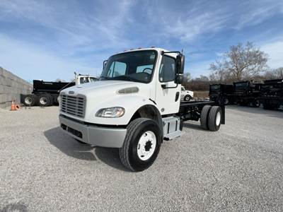 Freightliner M2 106 Cab & Chassis Truck - Cummins, 300HP
